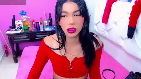 Snapshot of antonela_xx3 chatting on February 4, 2025, 12:44 pm antonela_xx3 online show from February 4, 2025, 12:44 pm