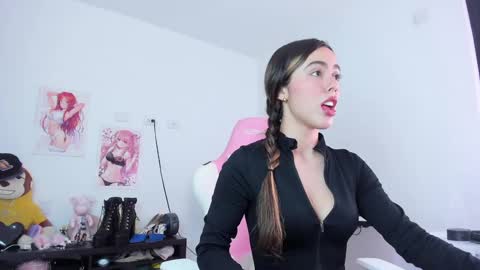 Antonella online show from September 20, 2025, 10:33 pm