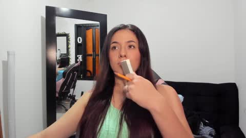 Snapshot of antonella_naughty1 chatting on February 4, 2025, 6:17 pm antonella online show from February 4, 2025, 6:17 pm