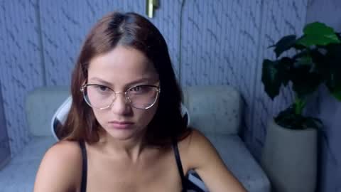 Snapshot of antonella_tx_ chatting on May 25, 2026, 12:22 pm Follow me.. Live 1430 to 2100 online show from May 25, 2026, 12:22 pm