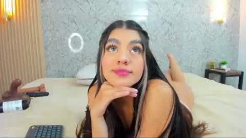 Snapshot of antonella_west chatting on June 11, 2026, 12:32 am Anto online show from June 11, 2026, 12:32 am