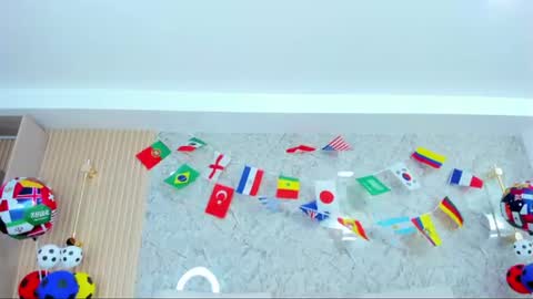 Snapshot of antonella_west chatting on June 25, 2026, 5:12 am Anto online show from June 25, 2026, 5:12 am