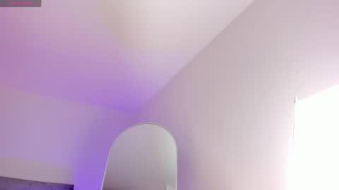  Antonellaa  online show from April 8, 2026, 11:54 am