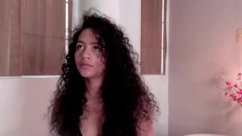 AntonellaHall  online show from April 7, 2026, 6:41 pm