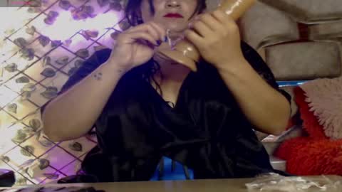 Snapshot of antonellahill_ chatting on June 8, 2026, 2:12 am Antonella GTM- 5 1800 0300am online show from June 8, 2026, 2:12 am