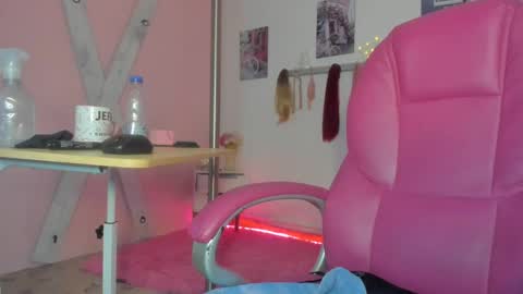 ANTONELLA online show from February 13, 2025, 12:00 pm