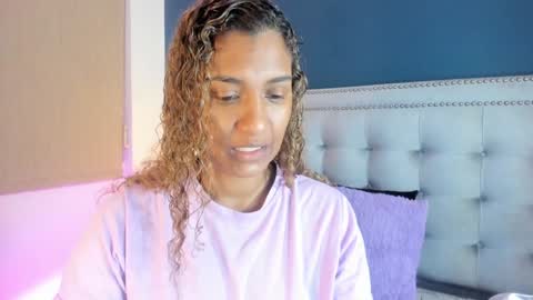 Snapshot of antonellaparker chatting on January 3, 2025, 1:25 pm Sarah online show from January 3, 2025, 1:25 pm