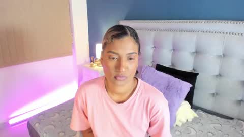 Snapshot of antonellaparker chatting on February 9, 2025, 5:33 pm Sarah online show from February 9, 2025, 5:33 pm