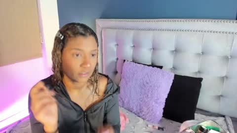 Snapshot of antonellaparker chatting on February 10, 2025, 12:08 pm Sarah online show from February 10, 2025, 12:08 pm