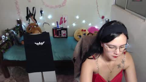 Antonia online show from February 22, 2025, 2:39 am