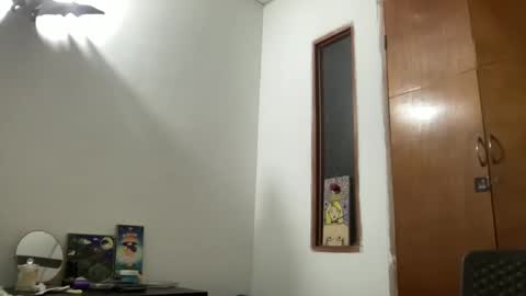 Antonia online show from February 2, 2025, 1:23 am