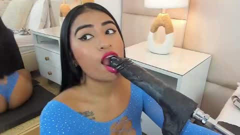 Snapshot of antoniaross chatting on July 10, 2026, 12:08 pm Antonia online show from July 10, 2026, 12:08 pm