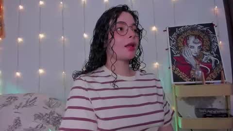 Antonia online show from October 12, 2025, 2:32 am