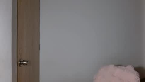 antonnella online show from October 23, 2025, 12:54 am