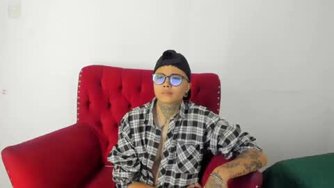 Snapshot of antony_d_ossa chatting on April 13, 2026, 4:07 am antony_d_ossa online show from April 13, 2026, 4:07 am