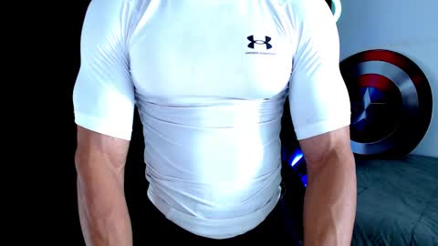 Snapshot of antonywebb94 chatting on February 2, 2026, 6:56 am Instagram miguelangel1802 online show from February 2, 2026, 6:56 am