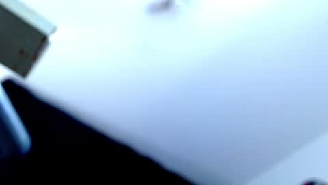 Snapshot of antonywebb94 chatting on February 14, 2026, 7:21 pm Instagram miguelangel1802 online show from February 14, 2026, 7:21 pm