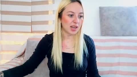Snapshot of anttoniia chatting on June 30, 2026, 7:15 pm Antonia online show from June 30, 2026, 7:15 pm