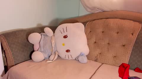 Any online show from February 26, 2026, 7:35 pm