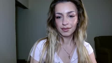 Snapshot of anyamurr chatting on April 21, 2026, 6:12 pm Anya online show from April 21, 2026, 6:12 pm