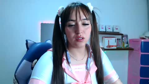 Snapshot of anyela_bubble19 chatting on June 14, 2026, 11:40 pm Anyela online show from June 14, 2026, 11:40 pm
