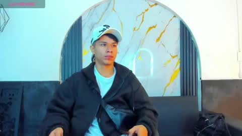 anyelo_sexyhot online show from October 5, 2025, 10:35 am