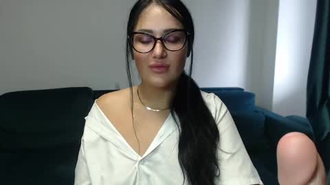 Snapshot of anyevyy chatting on June 6, 2026, 4:28 am AnyEvyy online show from June 6, 2026, 4:28 am