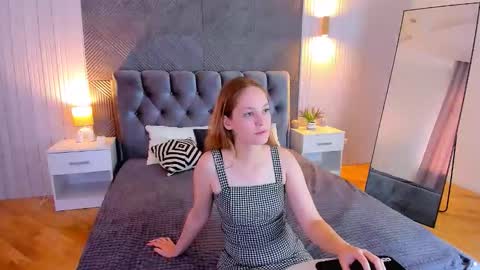 Any  online show from November 28, 2025, 5:32 am