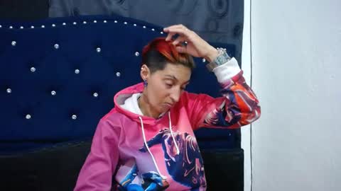 Snapshot of anyu_1306 chatting on December 4, 2024, 5:49 am anyu online show from December 4, 2024, 5:49 am