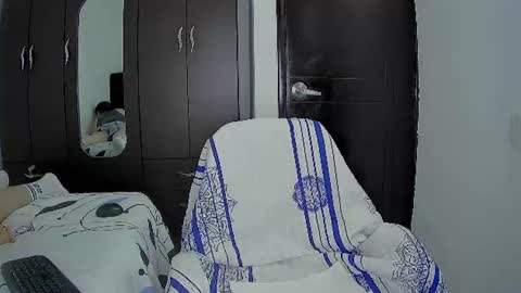 Snapshot of aogut17 chatting on July 26, 2026, 6:04 pm aogut17 online show from July 26, 2026, 6:04 pm