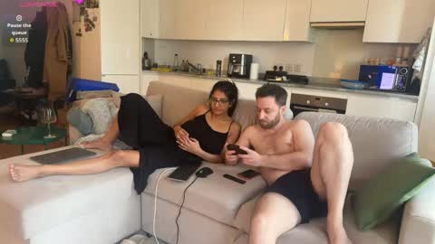 ap_couple online show from April 12, 2026, 1:38 pm