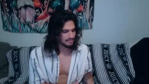 Snapshot of apachewithawebcam chatting on July 11, 2026, 12:13 am ApacheWithWebcam online show from July 11, 2026, 12:13 am