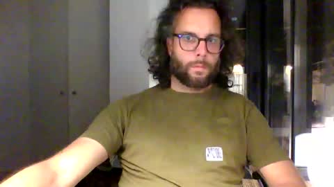 apc_3 online show from May 6, 2026, 8:25 pm