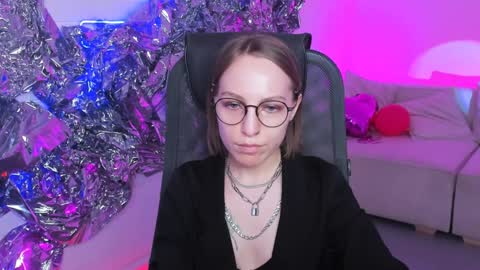 APHEX QUEEN online show from December 5, 2024, 8:22 pm