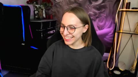 APHEX QUEEN online show from February 14, 2025, 7:23 pm