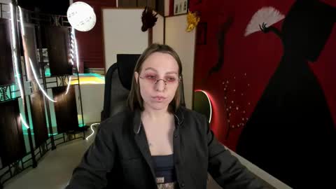 APHEX QUEEN online show from March 8, 2025, 1:03 pm