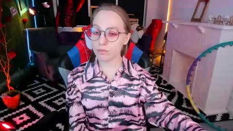 APHEX QUEEN online show from March 11, 2025, 12:17 pm