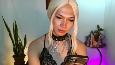 Roman Goddess online show from January 27, 2025, 2:10 am