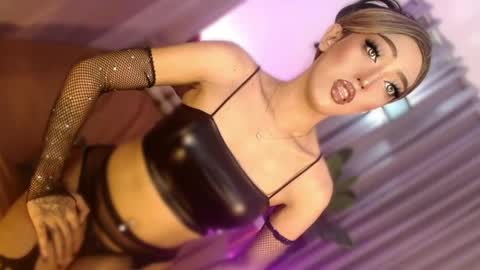 Snapshot of aphrodite_may chatting on May 8, 2026, 2:55 pm kathryn online show from May 8, 2026, 2:55 pm
