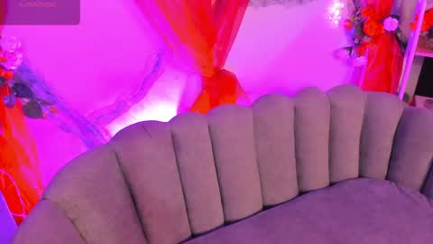 aphrodite online show from April 29, 2026, 11:55 pm
