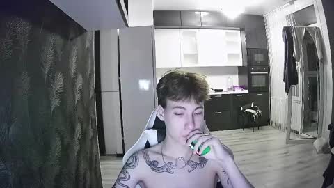 aplant_ online show from September 19, 2025, 10:21 pm