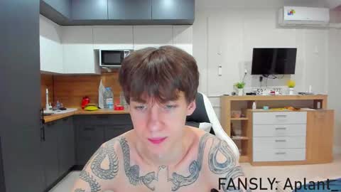 Snapshot of aplant_ chatting on March 18, 2026, 10:02 pm aplant_ online show from March 18, 2026, 10:02 pm