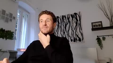 apollobest77 online show from February 4, 2026, 1:28 pm