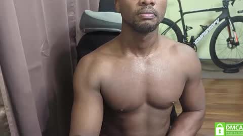 apollodarkmn online show from October 5, 2025, 12:31 am