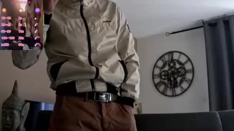 Snapshot of apollonfitx_69 chatting on October 16, 2025, 9:10 am apollonfitx_69 online show from October 16, 2025, 9:10 am