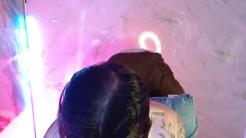 Apolo online show from September 12, 2025, 6:52 pm