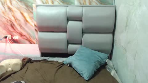 Apolo online show from September 28, 2025, 5:40 pm