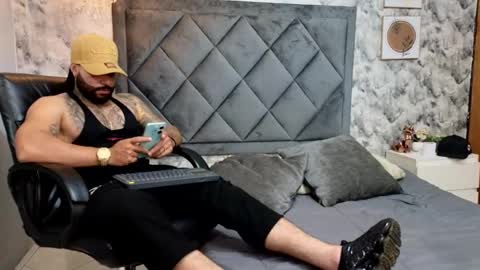 Apolo online show from October 8, 2025, 12:30 am