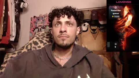 Snapshot of apolo_s chatting on April 18, 2026, 3:10 am Andres online show from April 18, 2026, 3:10 am