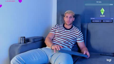 Snapshot of apolo_strange chatting on September 20, 2025, 2:23 am apolo_strange online show from September 20, 2025, 2:23 am